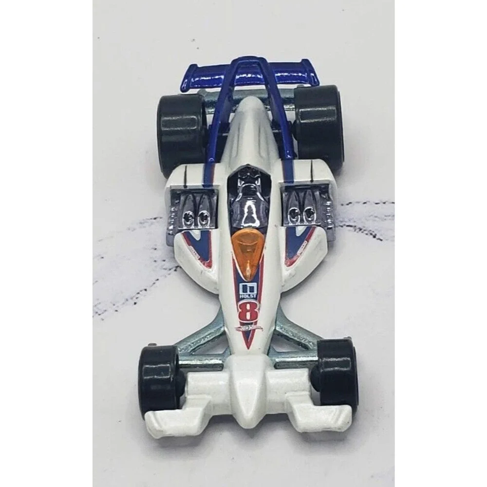 Hot Wheels 2011 World Racers 5-Pack Nitro Scorcher White w/ Red 5 Spoke Wheels